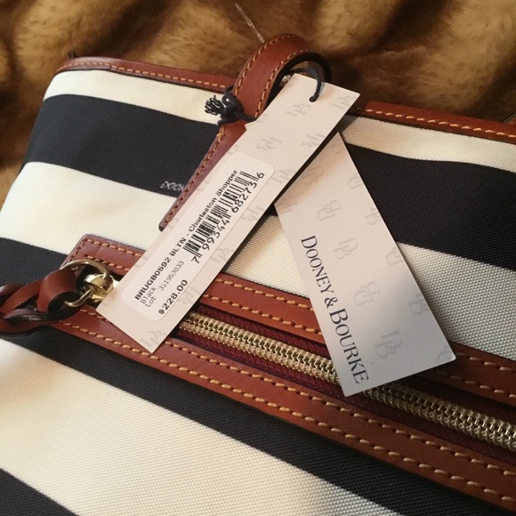 DOONEY & BOURKE BLK/WHT STRIPED SHOPPER BAG 🛍💕 - Picture 7 of 8